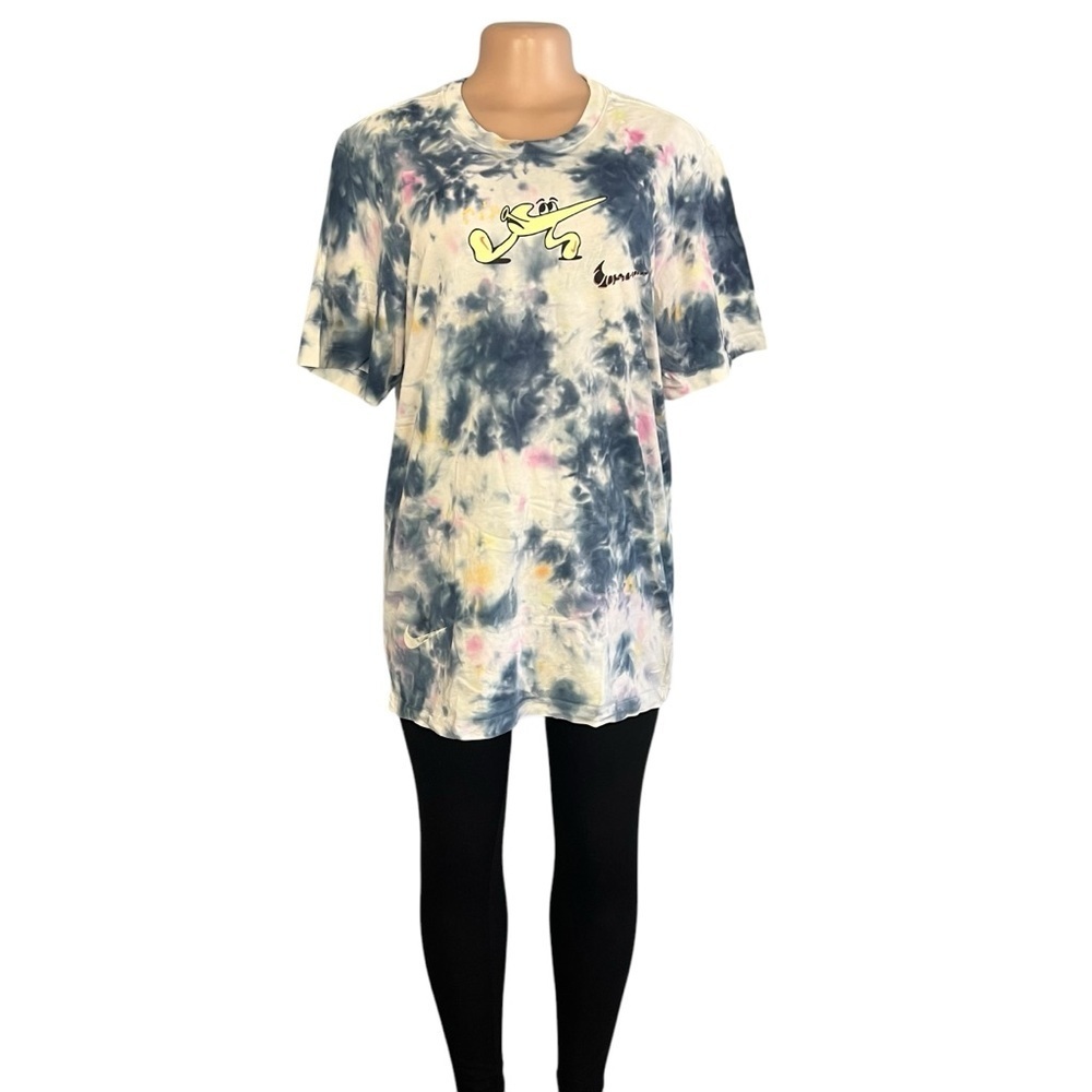 Nike Festival Graphic Blue Tie Dye T-Shirt - Picture 2 of 10
